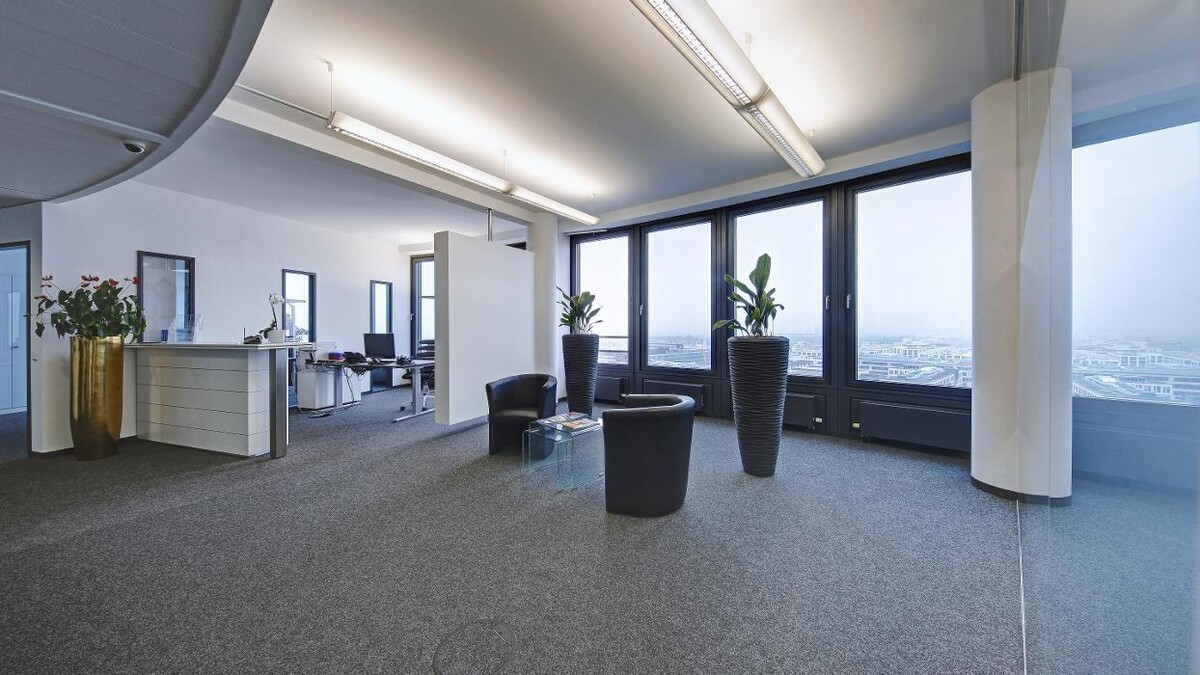 Bilder WARELOG Real Estate Stuttgart GmbH