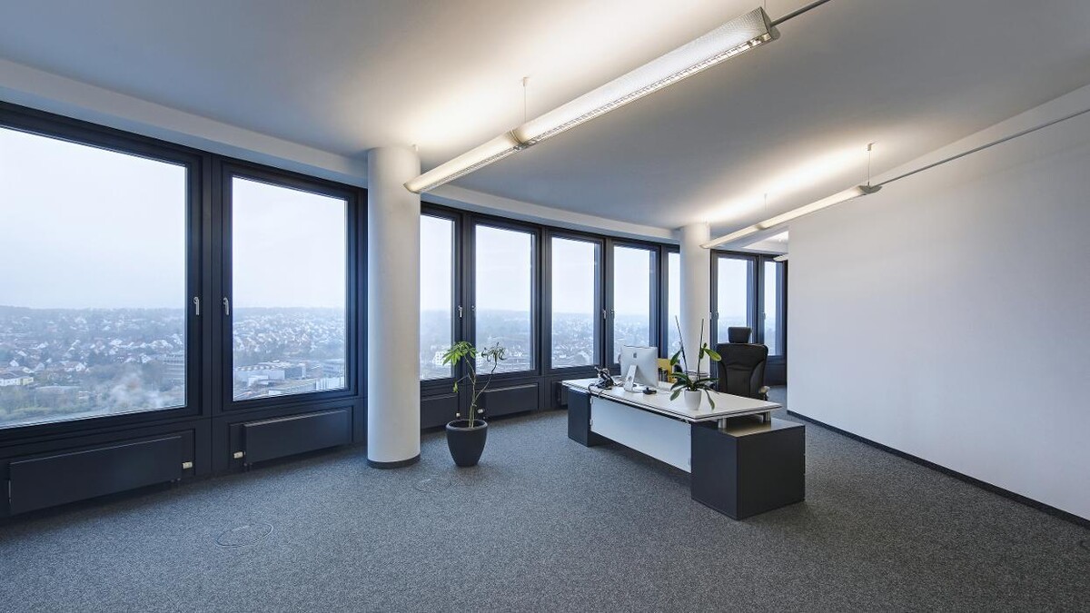 Bilder WARELOG Real Estate Stuttgart GmbH