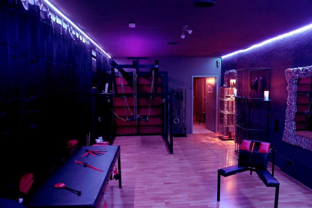 Bilder Abenteuerland Subkultur BDSM Studio / SM Studio