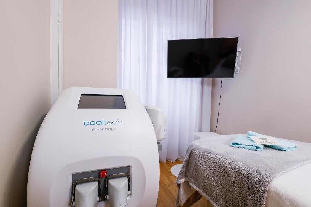 Bilder DERMAPURA Leipzig Mitte | Dauerhafte Haarentfernung & Kryolipolyse