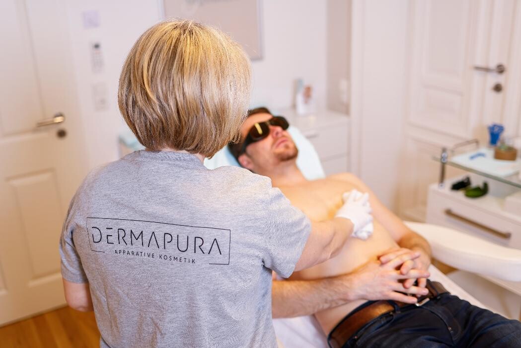 Bilder DERMAPURA Leipzig Mitte | Dauerhafte Haarentfernung & Kryolipolyse