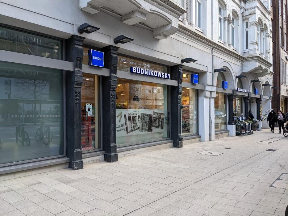 Bilder budni - Dammtorstraße 33-35