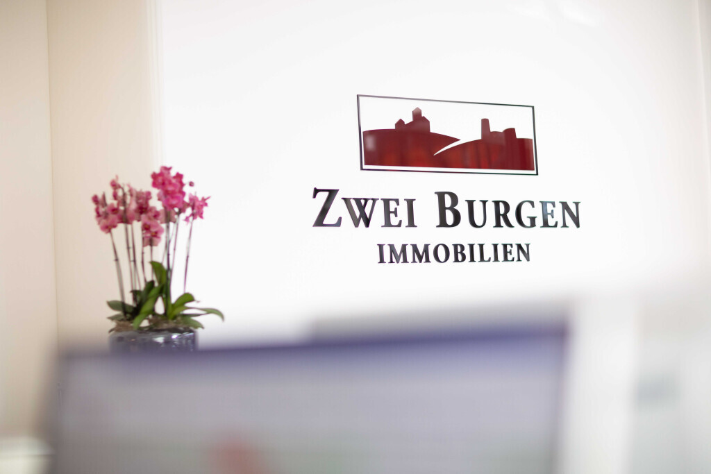 Bilder Zwei Burgen Immobilien GmbH & Co.KG