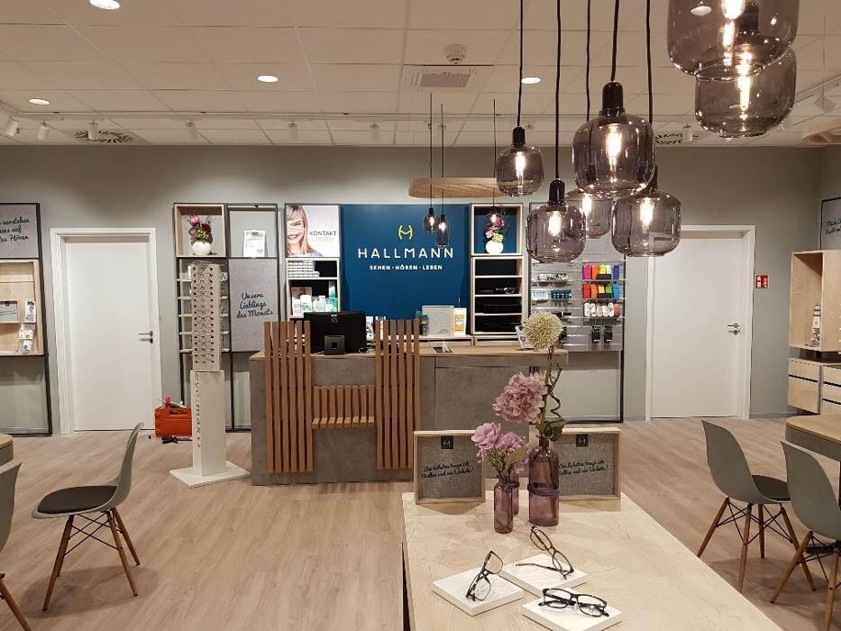Bilder Hallmann Optik und Akustik
