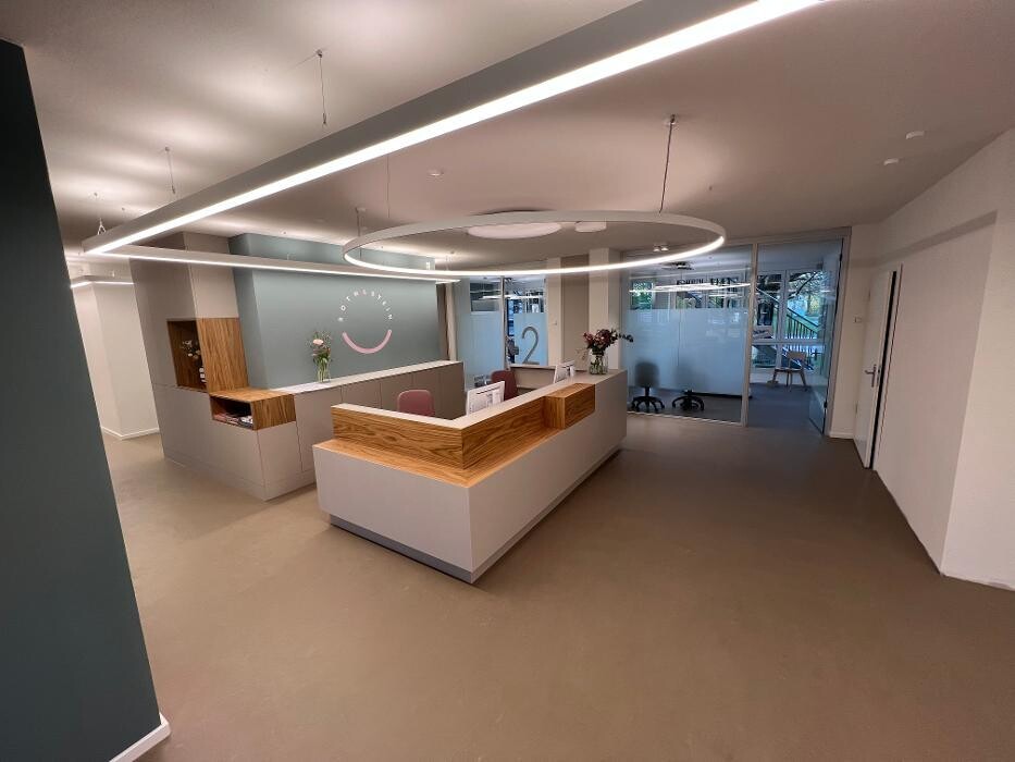 Bilder Roth & Stein Zahnheilkunde