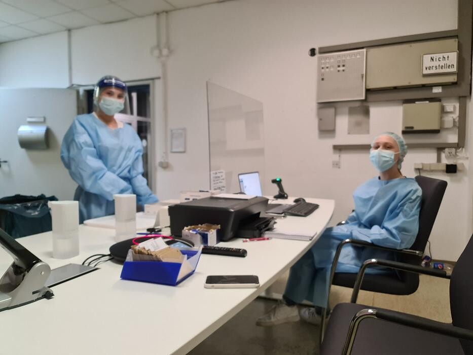 Bilder Corona Testzentrum Hambrücken Schnelltestzentrum