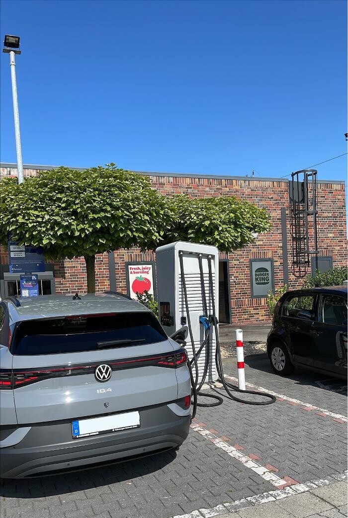 Bilder Aral pulse Ladestation