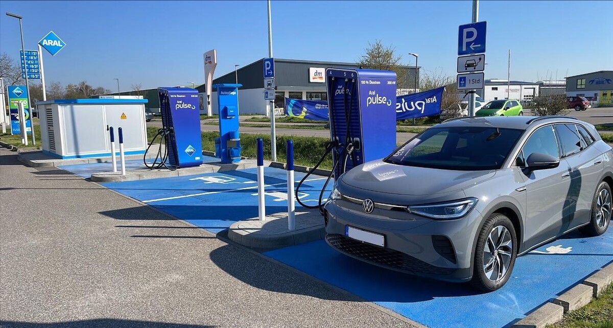 Bilder Aral pulse Ladestation