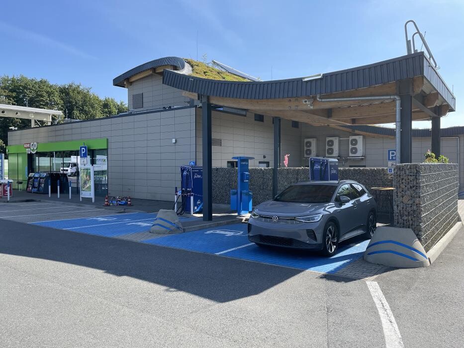 Bilder Aral pulse Ladestation