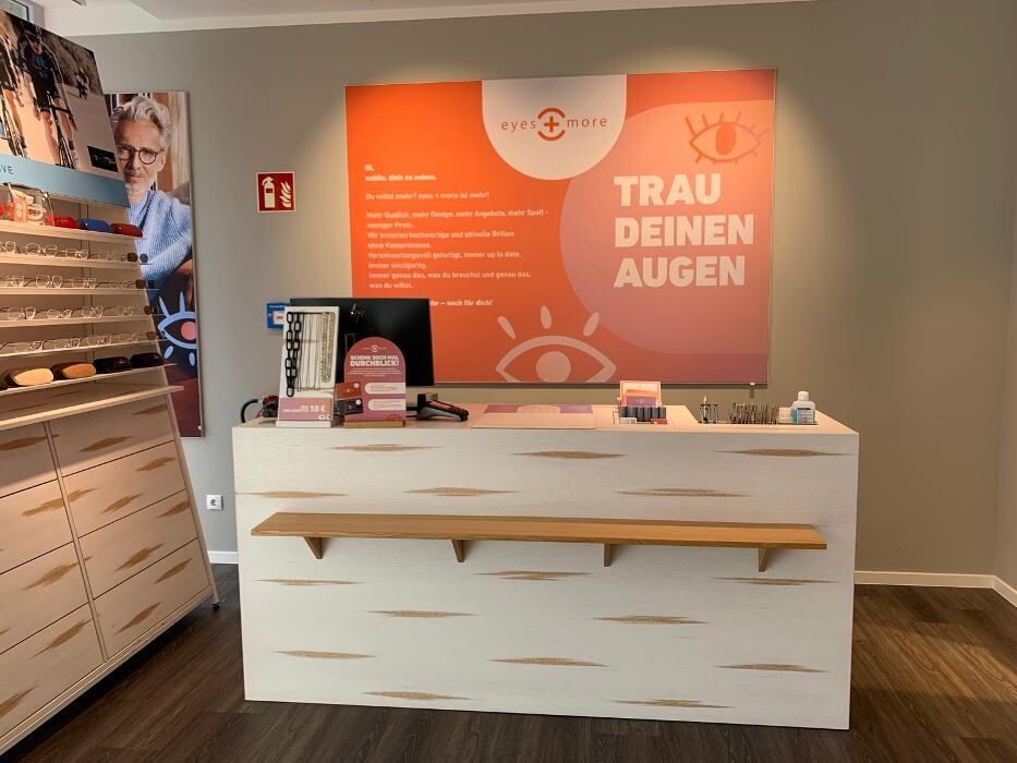 Bilder eyes + more - Optiker Frankfurt am Main, NordWestZentrum