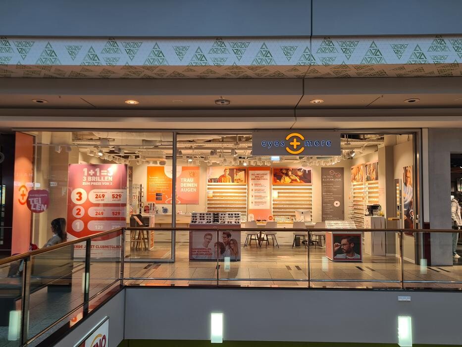 Bilder eyes + more- Optiker Hamburg, Phoenix-Center