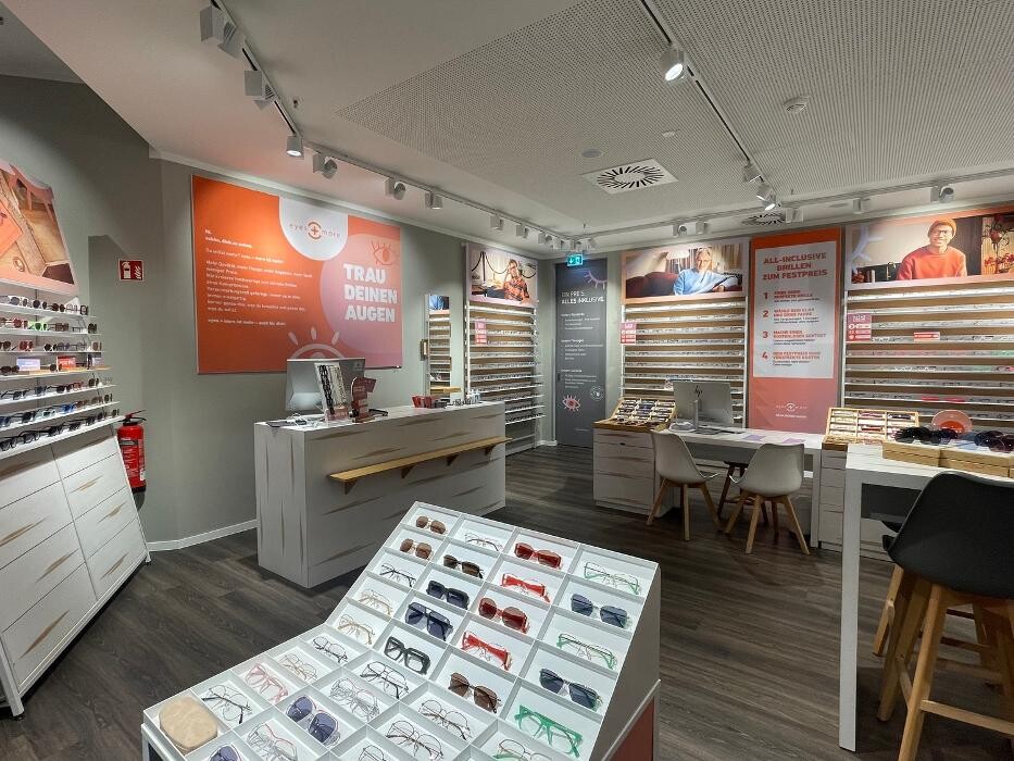 Bilder eyes + more - Optiker Berlin, Ring-Center II