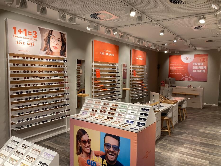 Bilder eyes + more - Optiker Bremen, Roland-Center