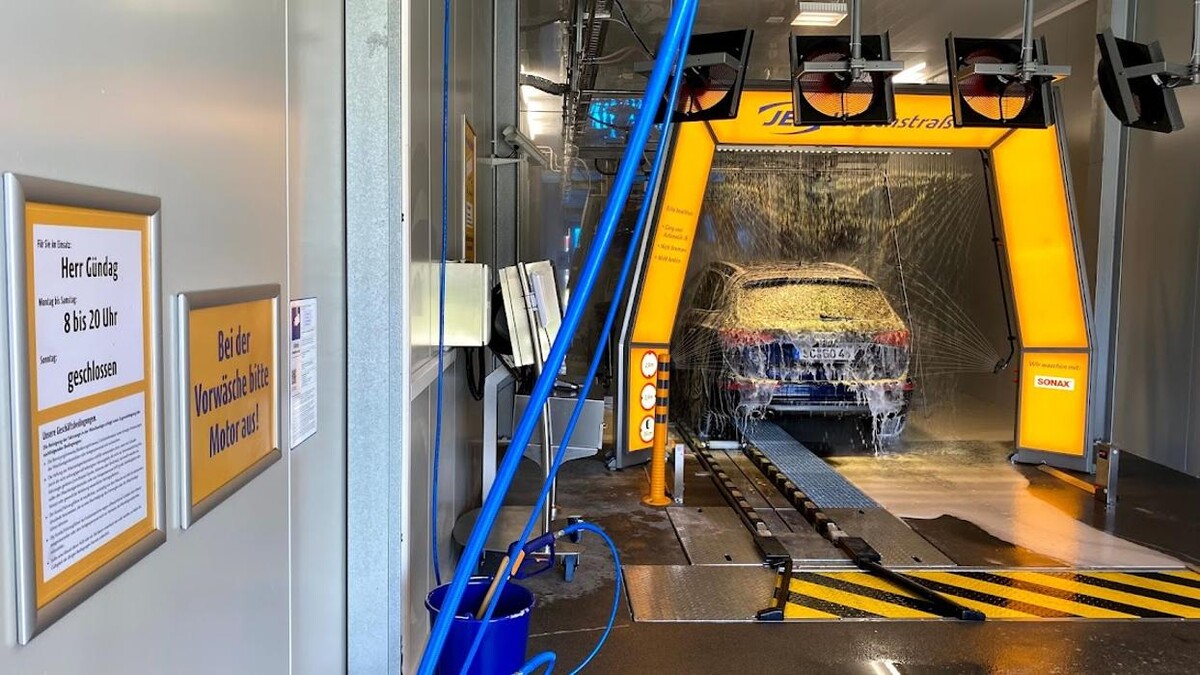 Bilder JET Waschstraße