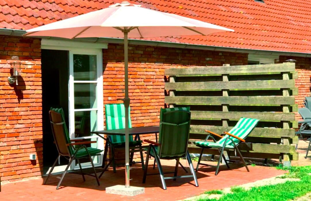 Bilder Uplewarder Grashaus