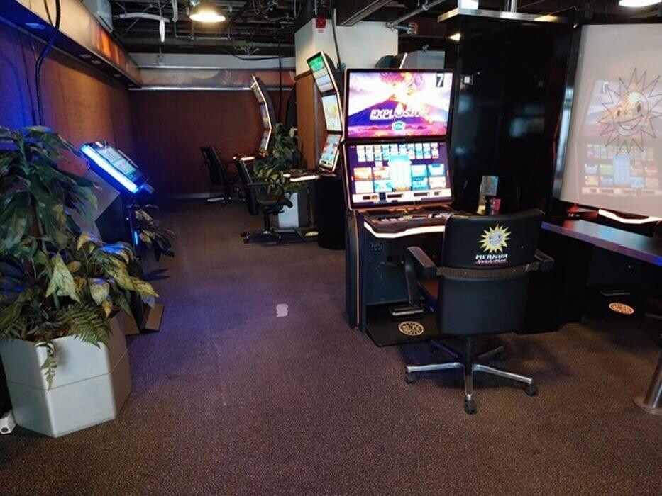 Bilder MERKUR SPIELHALLE Leverkusen