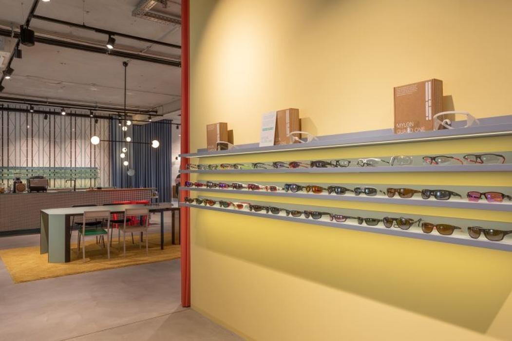 Bilder Bartels - stil bewusst sehen - Augenoptiker & Optometrist