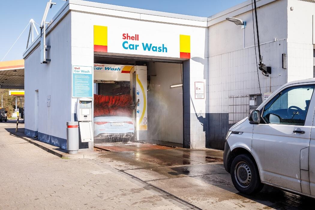 Bilder Shell Recharge Charging Station