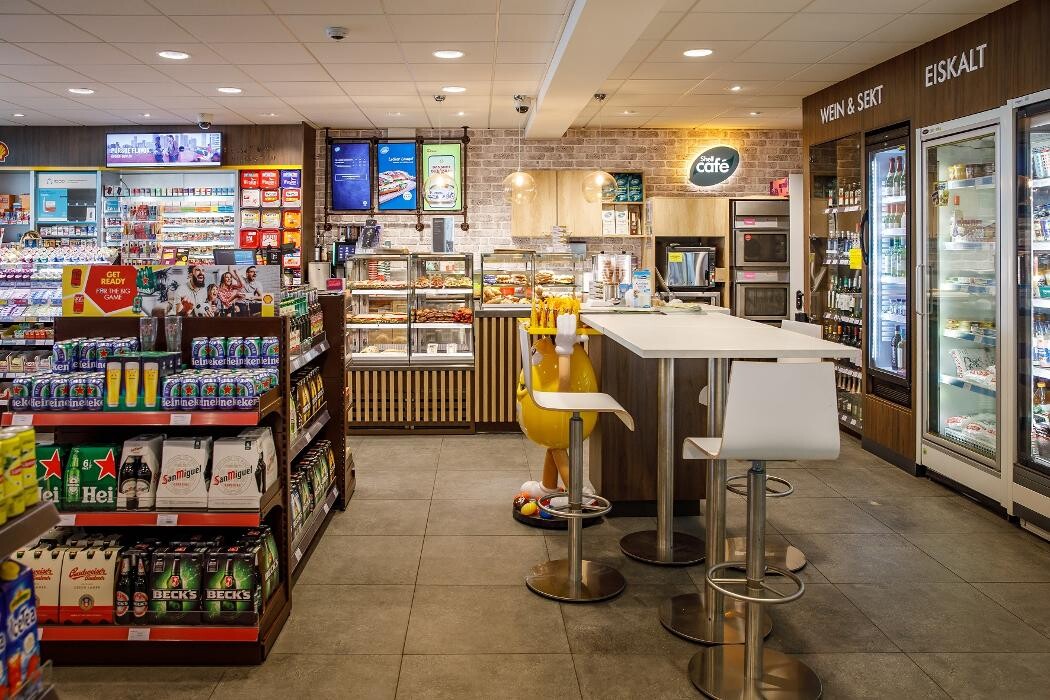 Bilder Shell Recharge Charging Station