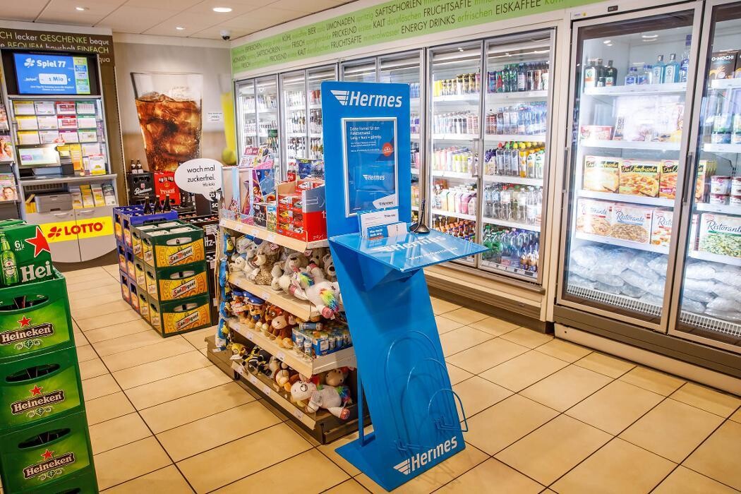 Bilder Shell Recharge Charging Station