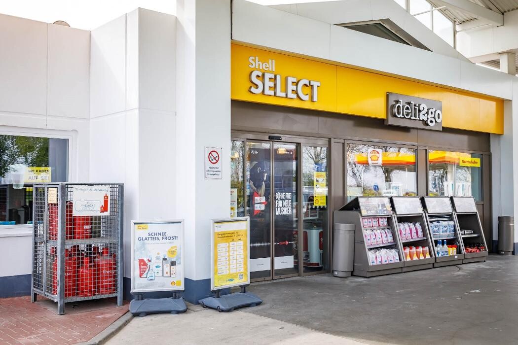Bilder Shell Recharge Charging Station