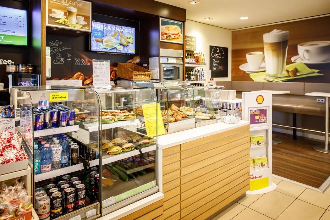 Bilder Shell Recharge Charging Station