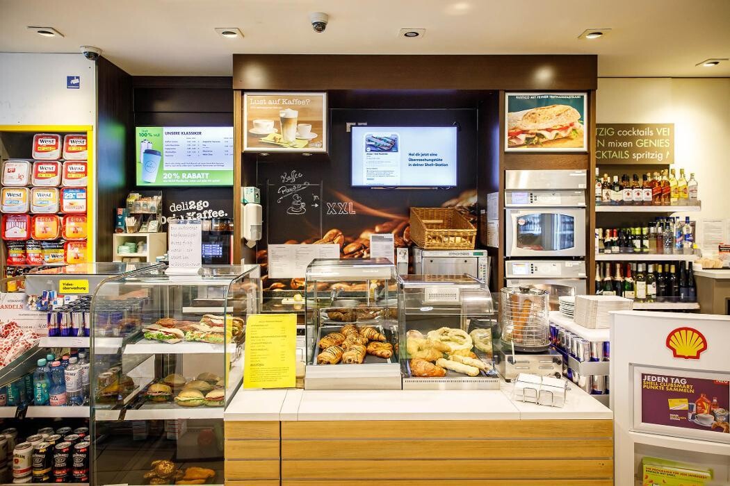 Bilder Shell Recharge Charging Station