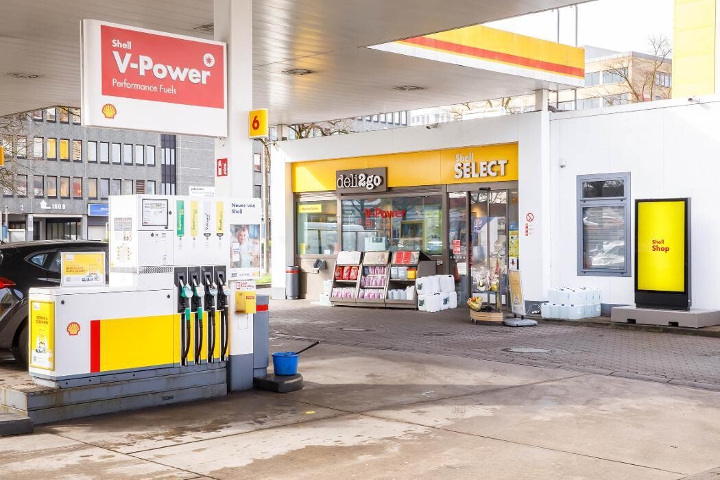 Bilder Shell Recharge Charging Station