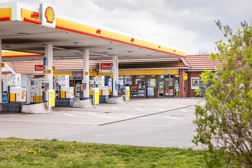 Bilder Shell Recharge Charging Station