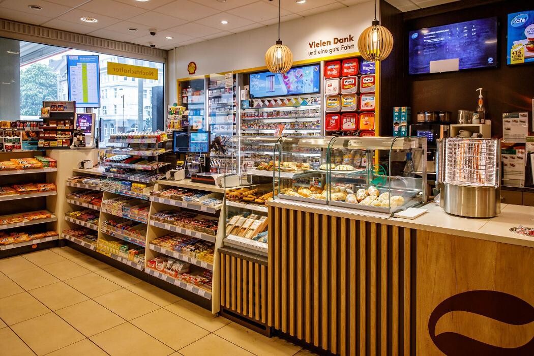 Bilder Shell Recharge Charging Station