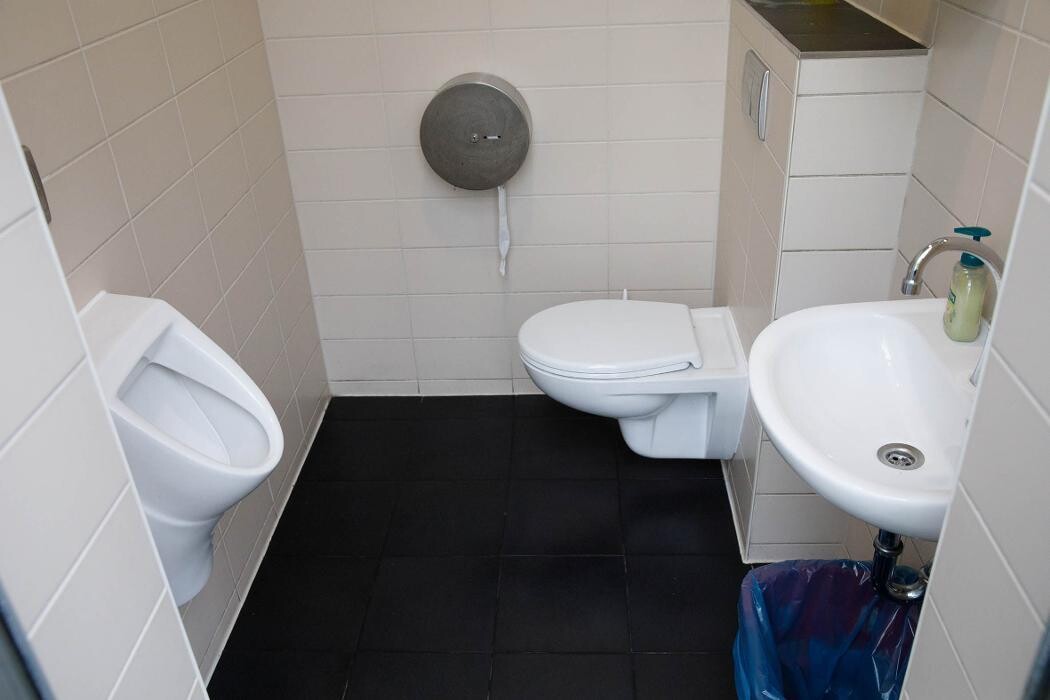 Bilder Shell Recharge Charging Station