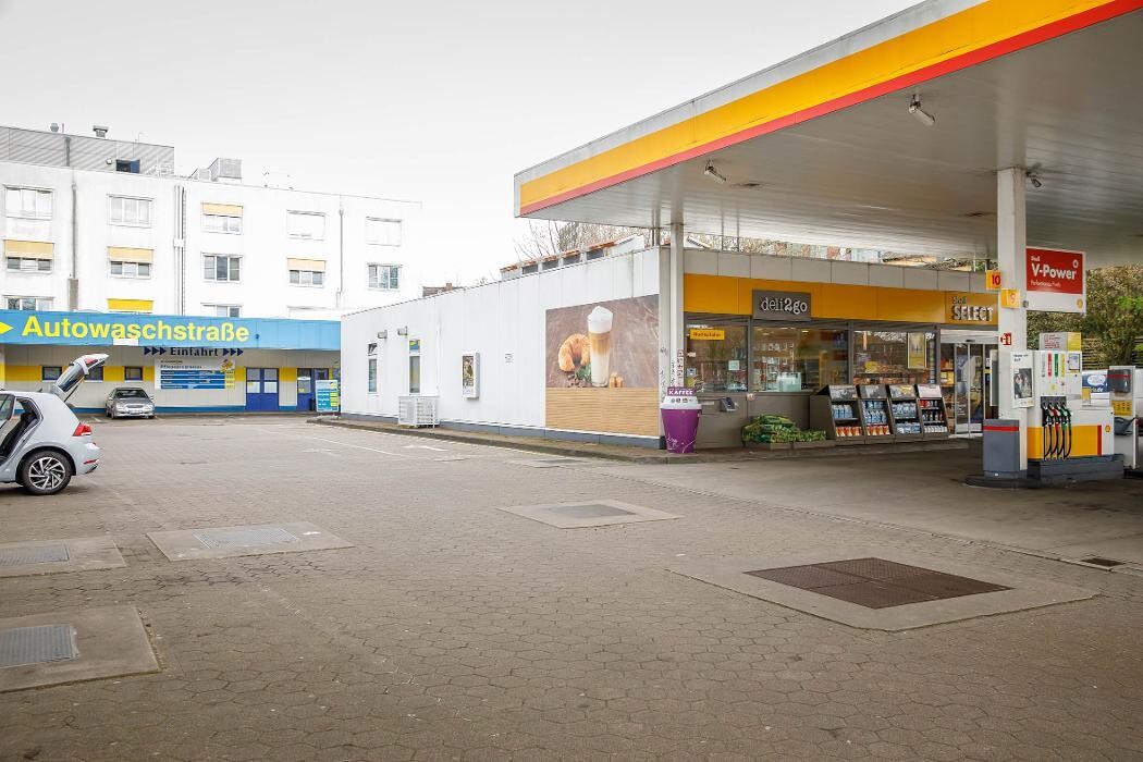 Bilder Shell Recharge Charging Station