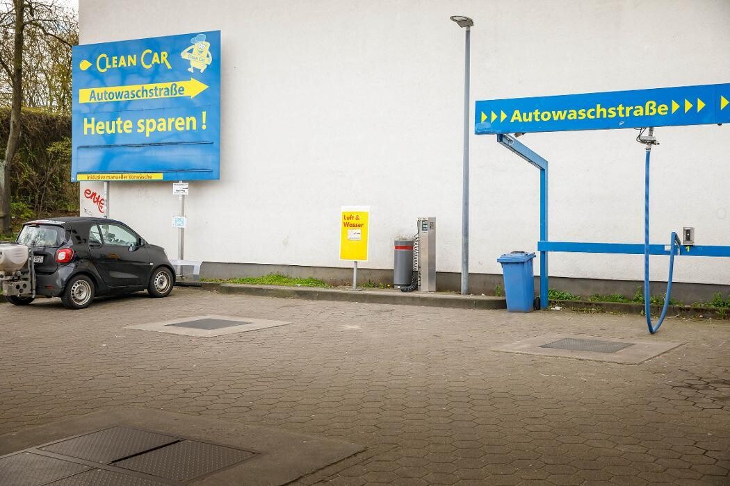 Bilder Shell Recharge Charging Station