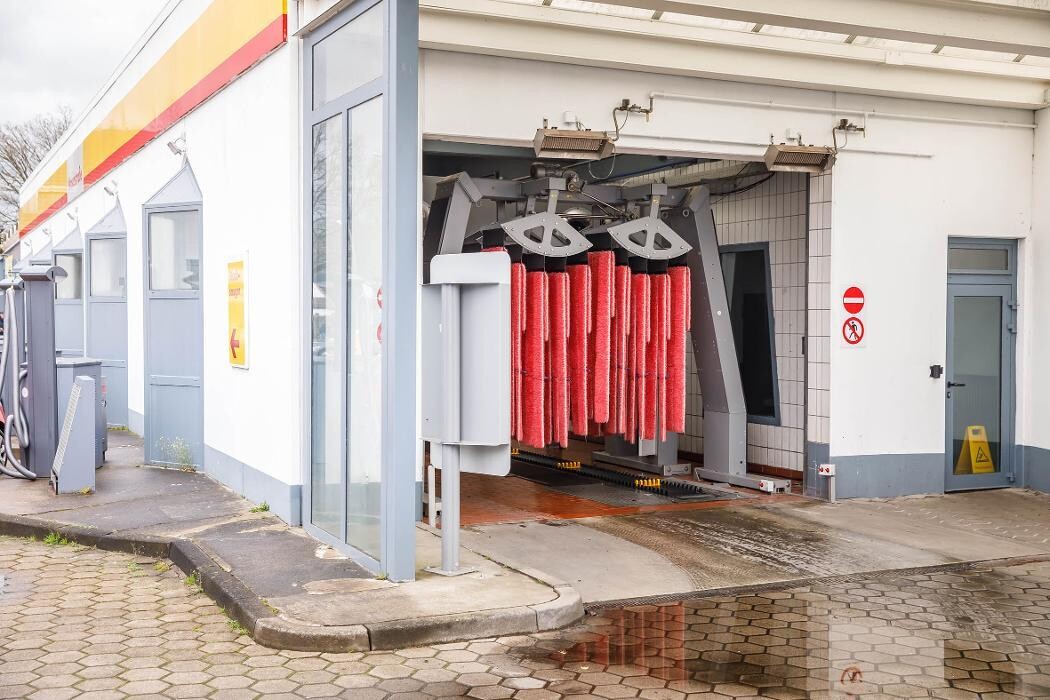 Bilder Shell Recharge Charging Station