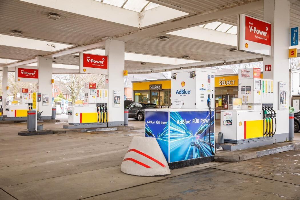 Bilder Shell Recharge Charging Station