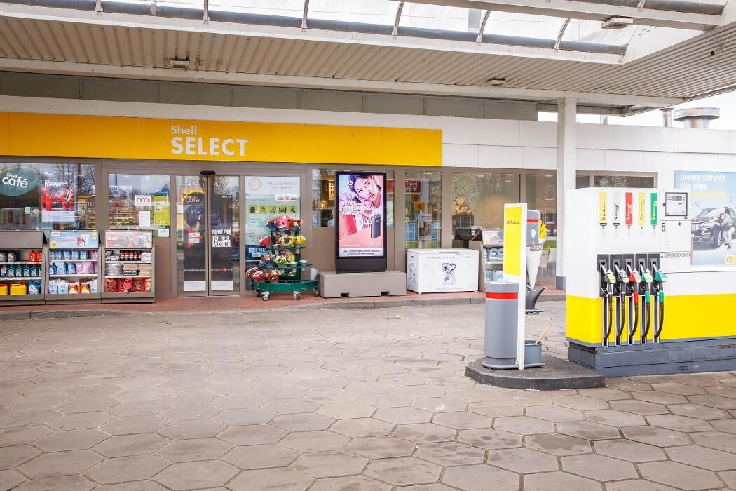 Bilder Shell Recharge Charging Station
