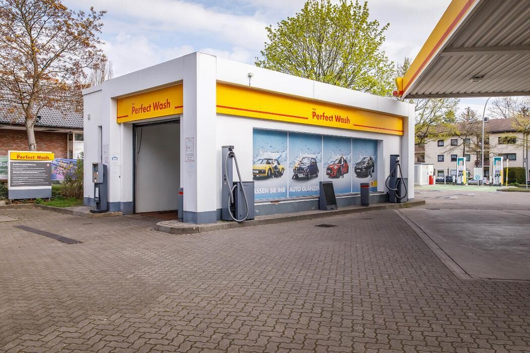 Bilder Shell Recharge Charging Station
