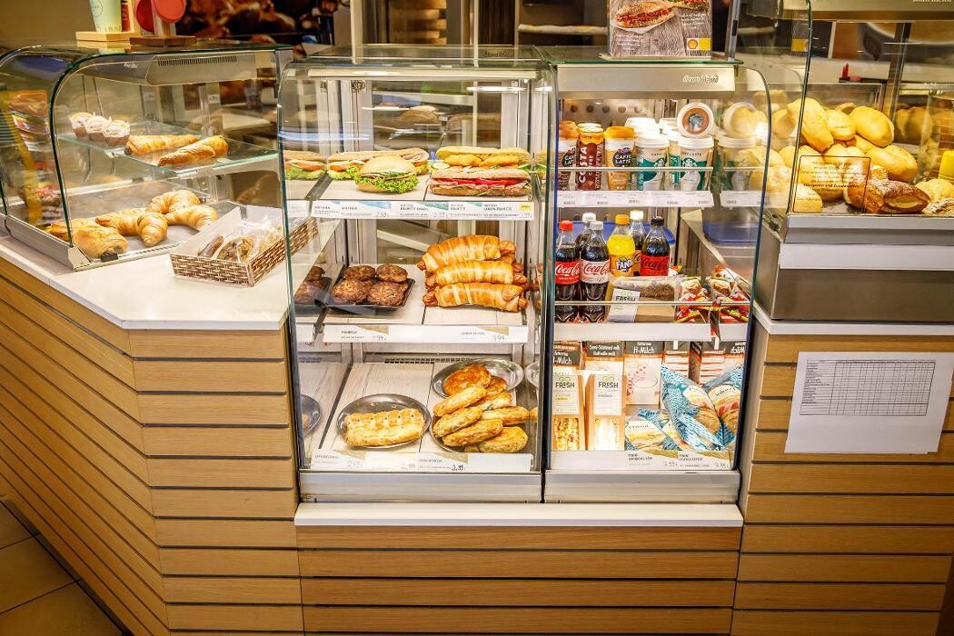 Bilder Shell Recharge Charging Station