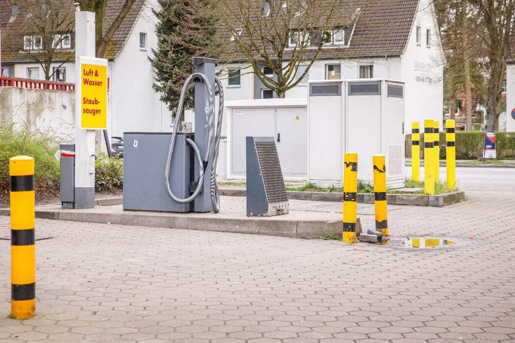 Bilder Shell Recharge Charging Station