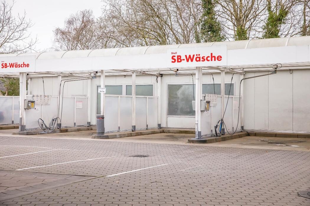 Bilder Shell Recharge Charging Station