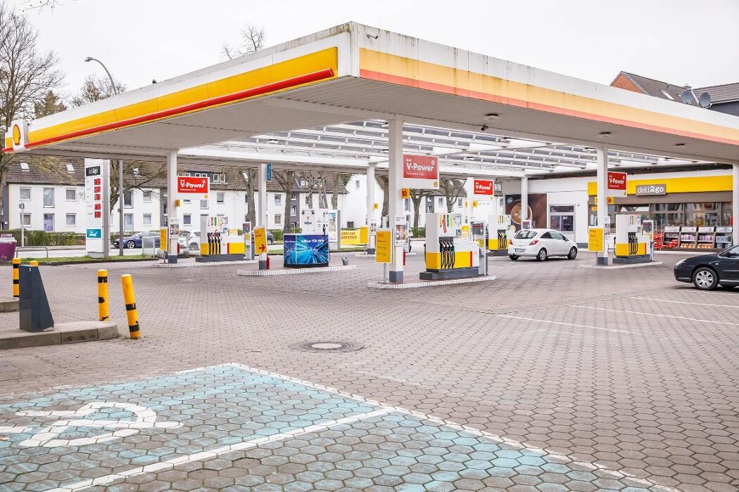 Bilder Shell Recharge Charging Station