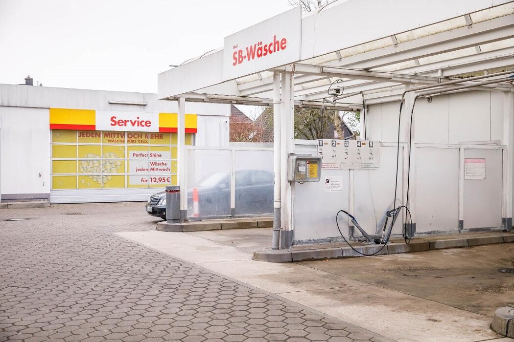 Bilder Shell Recharge Charging Station