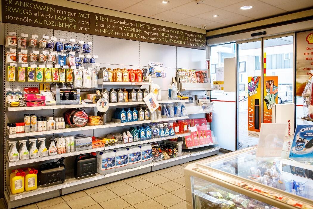 Bilder Shell Recharge Charging Station