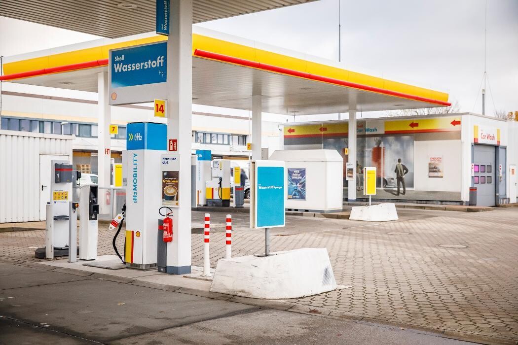 Bilder Shell Recharge Charging Station