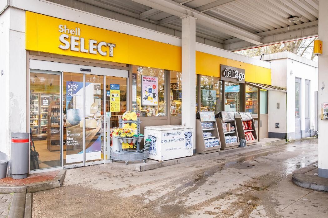 Bilder Shell Recharge Charging Station