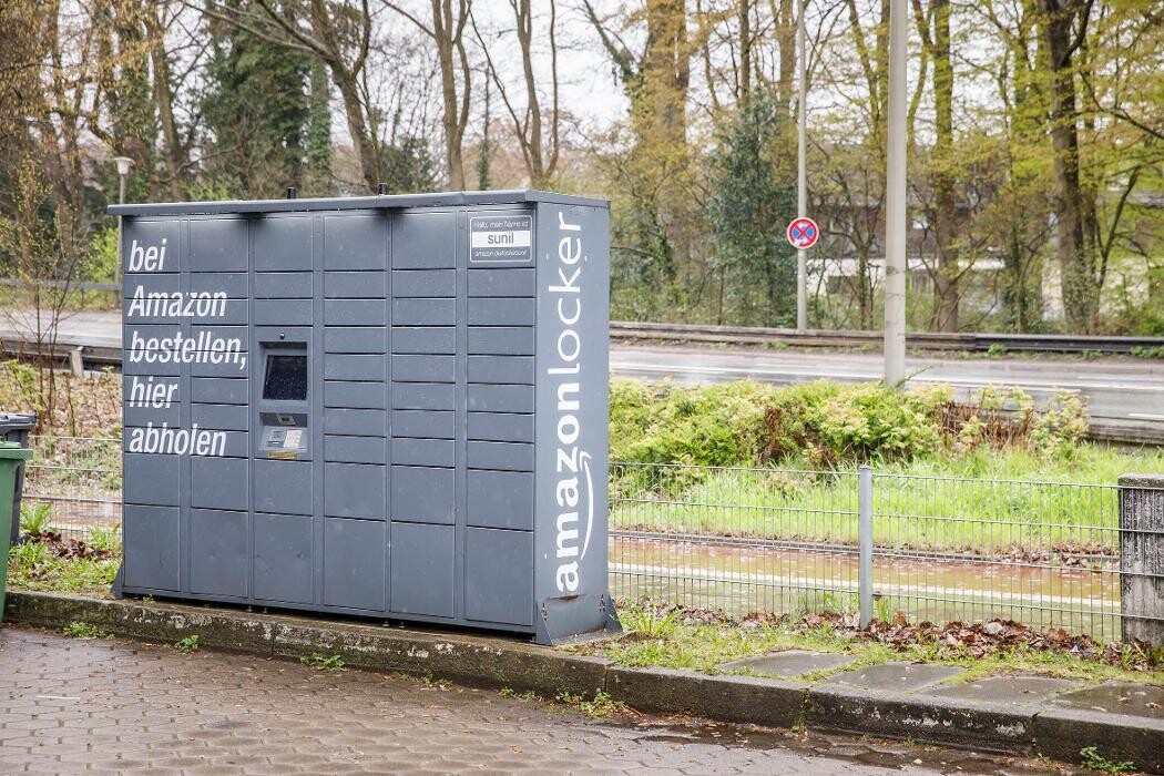 Bilder Shell Recharge Charging Station