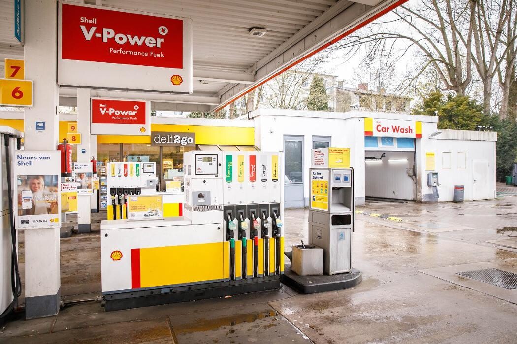 Bilder Shell Recharge Charging Station