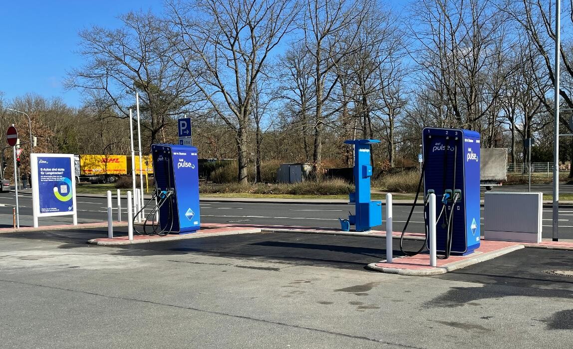Bilder Aral pulse Ladestation