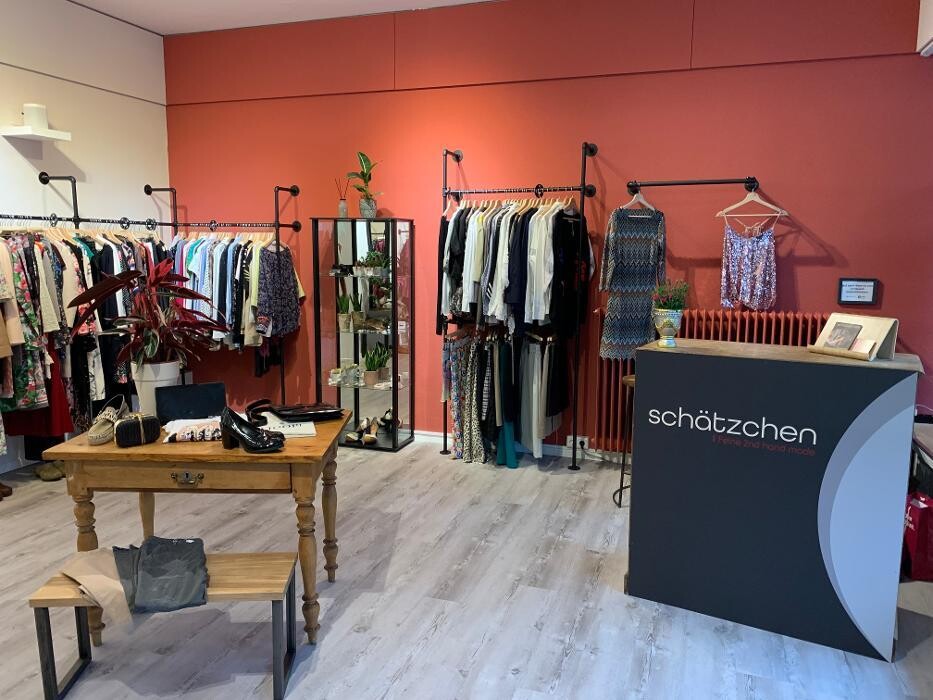 Bilder Schätzchen-feine 2nd hand mode