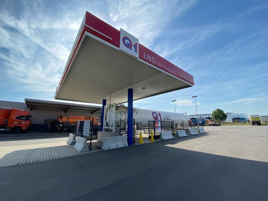 Bilder Q1 LNG-Tankstelle 24/7 Express